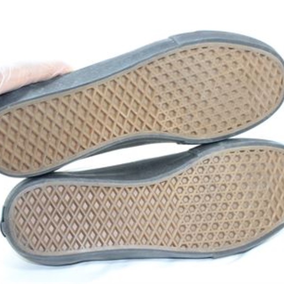 Cream Colored Suede/Canvas Old Skool Vans With Black Sole Size 12 - Picture 14 of 16